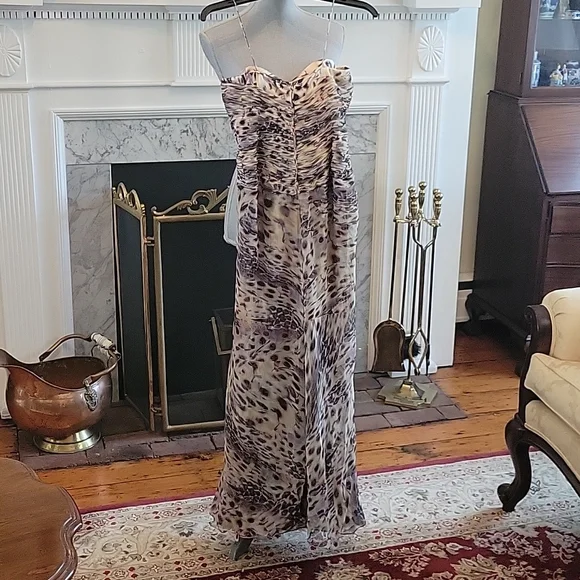 Carlos Miele Gown - Picture 7 of 12